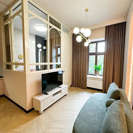 Hugo4you Апартаменты *